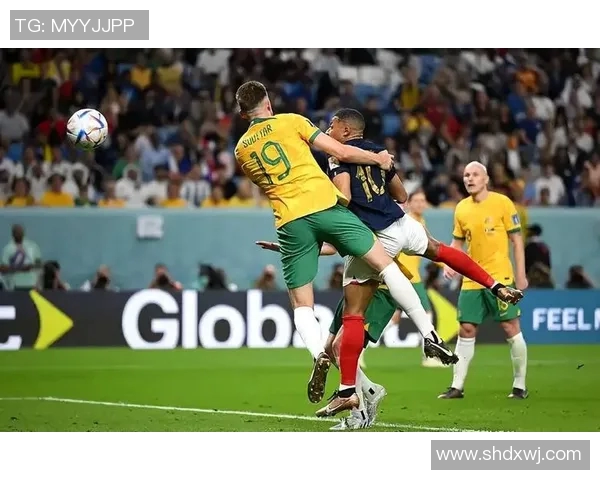 世界杯激战丹麦对阵澳大利亚谁能赢得小组出线的关键战役